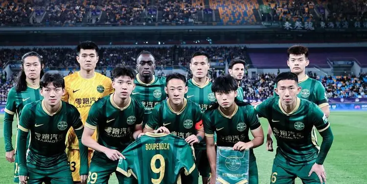 哈萨克斯坦足球超级联赛：13座城市的14支球队