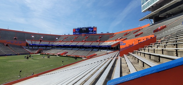 掘金约基奇三双末节爆发