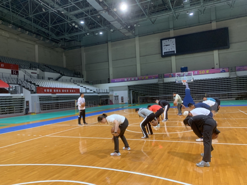 比赛集锦：利雅得胜利4-1赛哈特海湾，C罗献精彩倒钩